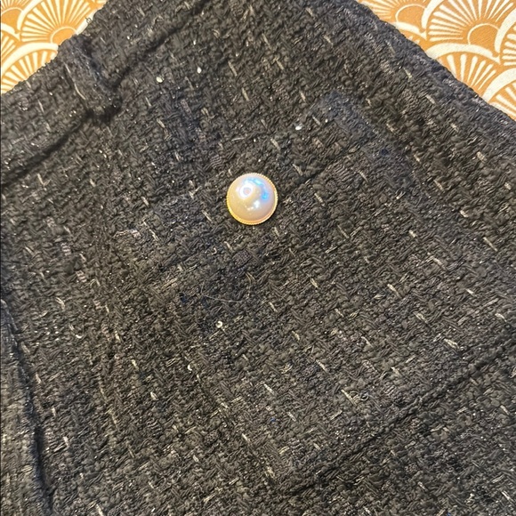 Generation Love Elegant Black Women's Shorts Size 6 - Picture 3 of 6